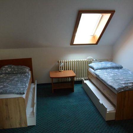 Hotel Nerudova Six à Košice Extérieur photo