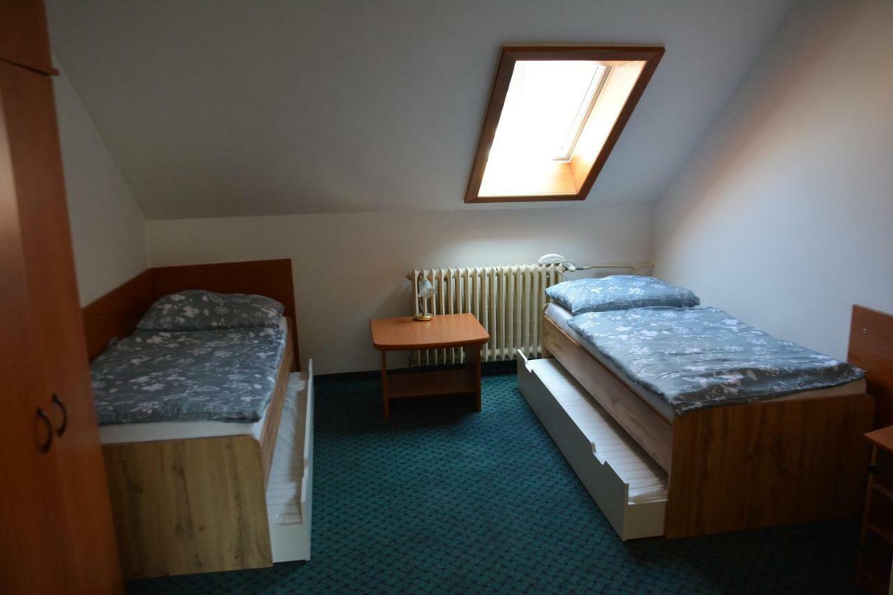 Hotel Nerudova Six à Košice Extérieur photo
